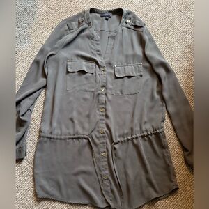 The Limited Women’s Khaki tunic blouse